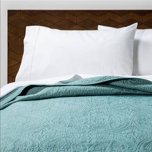 Opalhouse TwinXL Medallion Stitch Quilt Dusty Jade